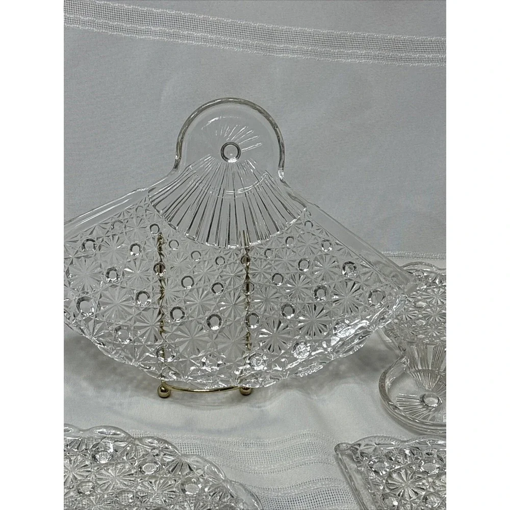 4 Vtg Fan Vanity Tray Dishes Daisy Button Pattern Anchor Hocking Party Christmas